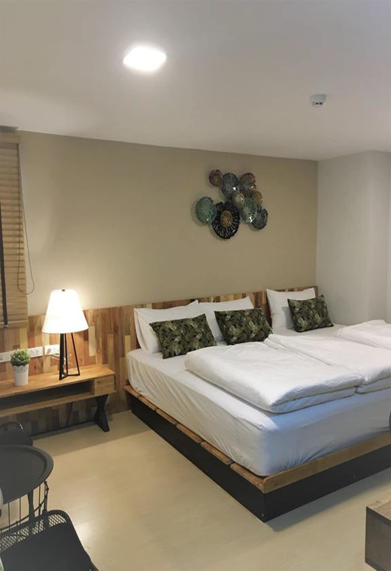 Bangkok Saran Poshtel Hotel Екстериор снимка