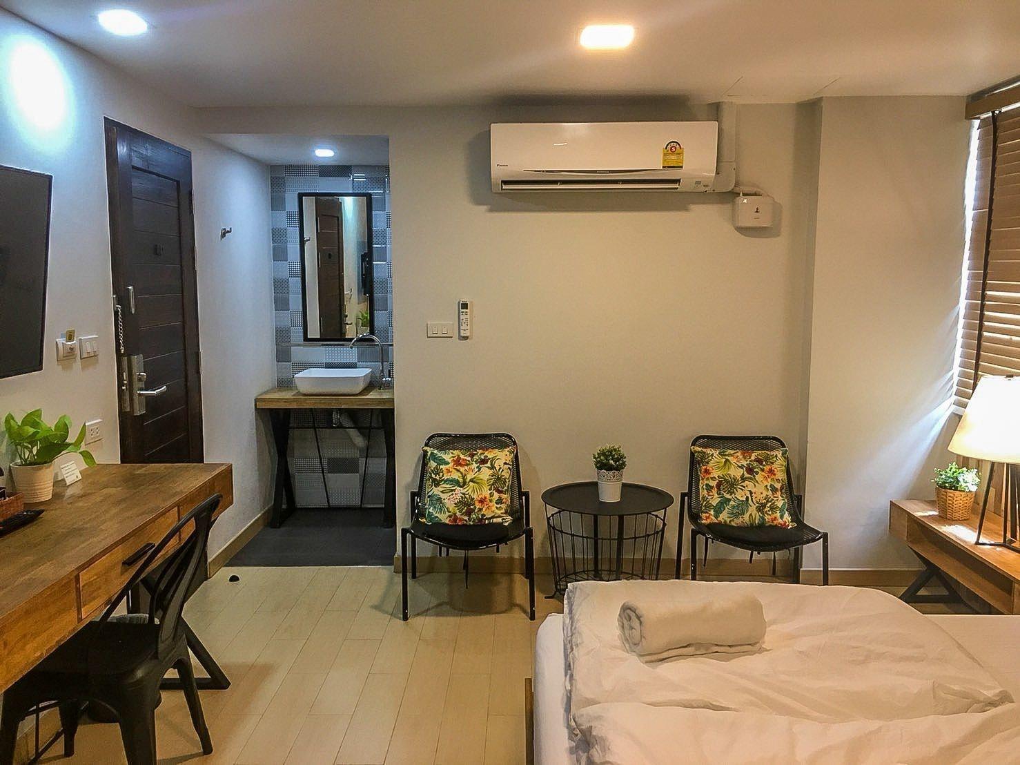 Bangkok Saran Poshtel Hotel Екстериор снимка