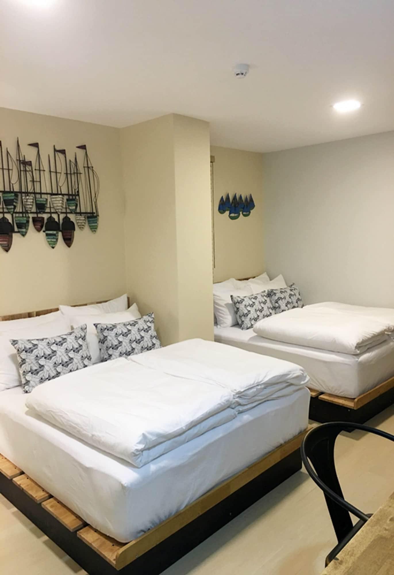 Bangkok Saran Poshtel Hotel Екстериор снимка