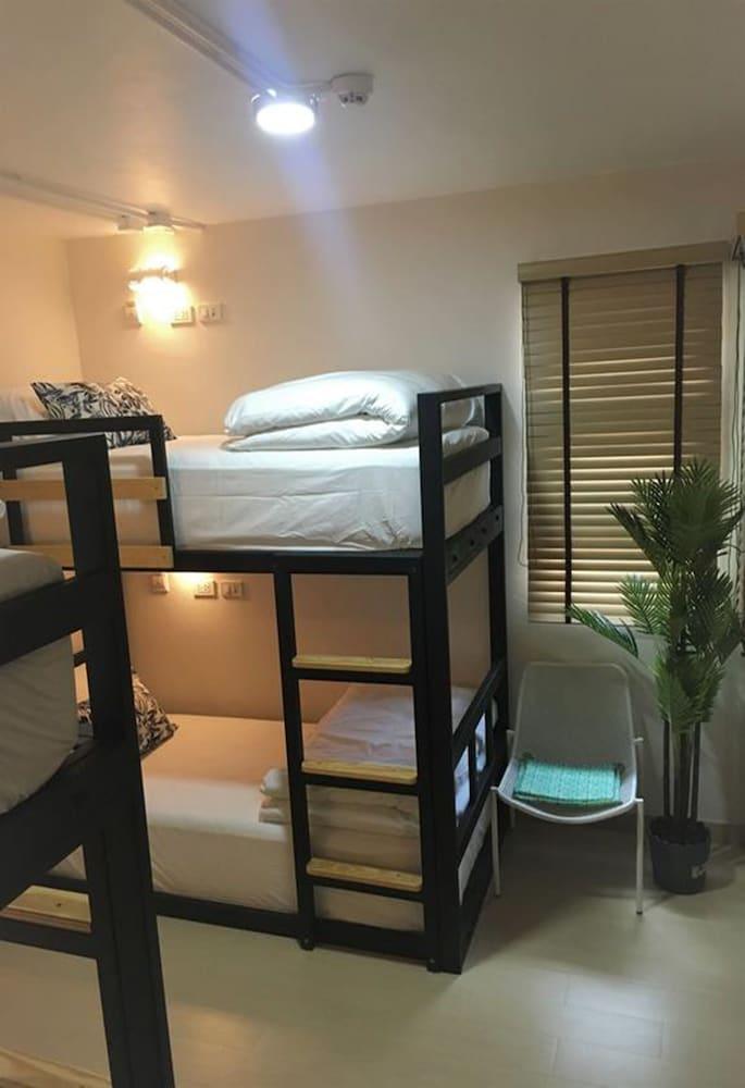 Bangkok Saran Poshtel Hotel Екстериор снимка