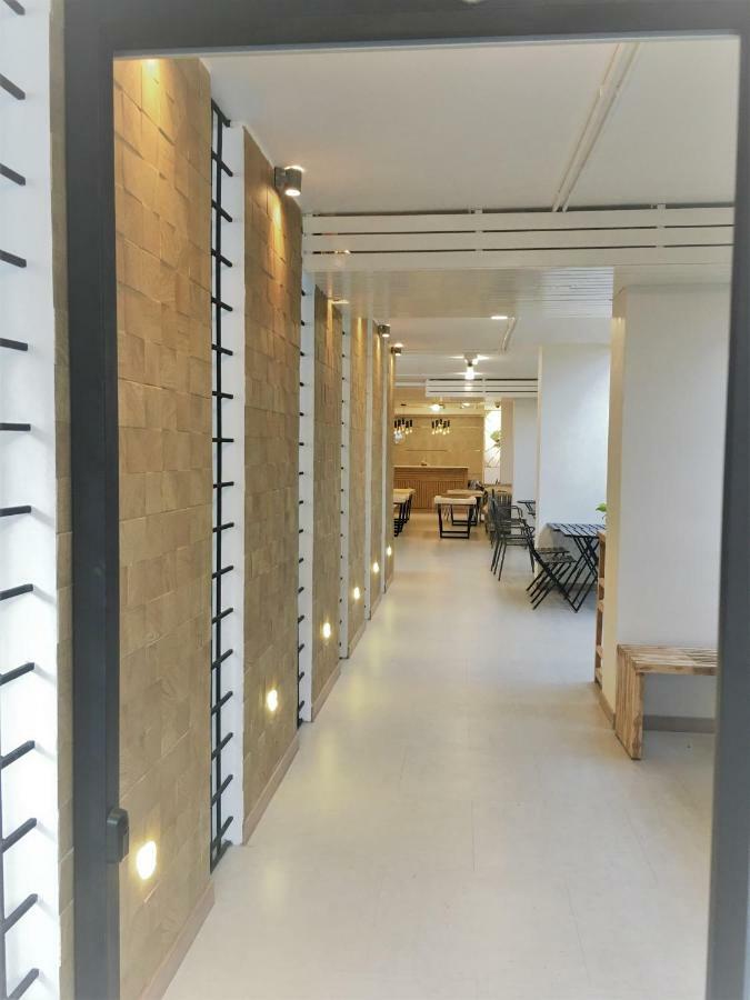 Bangkok Saran Poshtel Hotel Екстериор снимка
